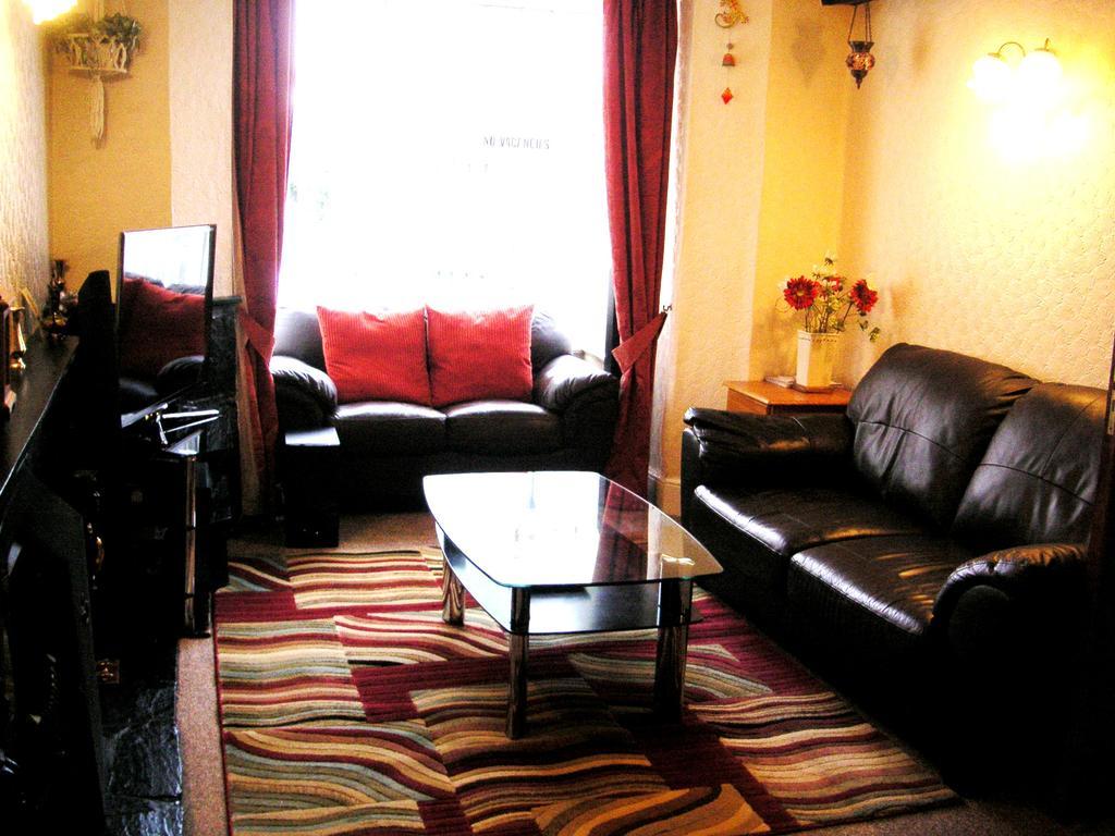 Ty Newydd Guest House Trefriw Bagian luar foto