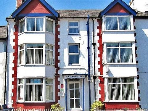 Ty Newydd Guest House Trefriw Bagian luar foto